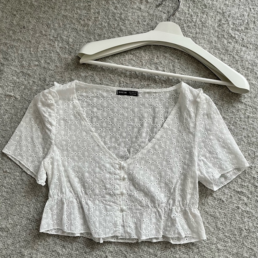 Shein white top medium to small
